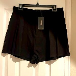 Black dress shorts NWT size large